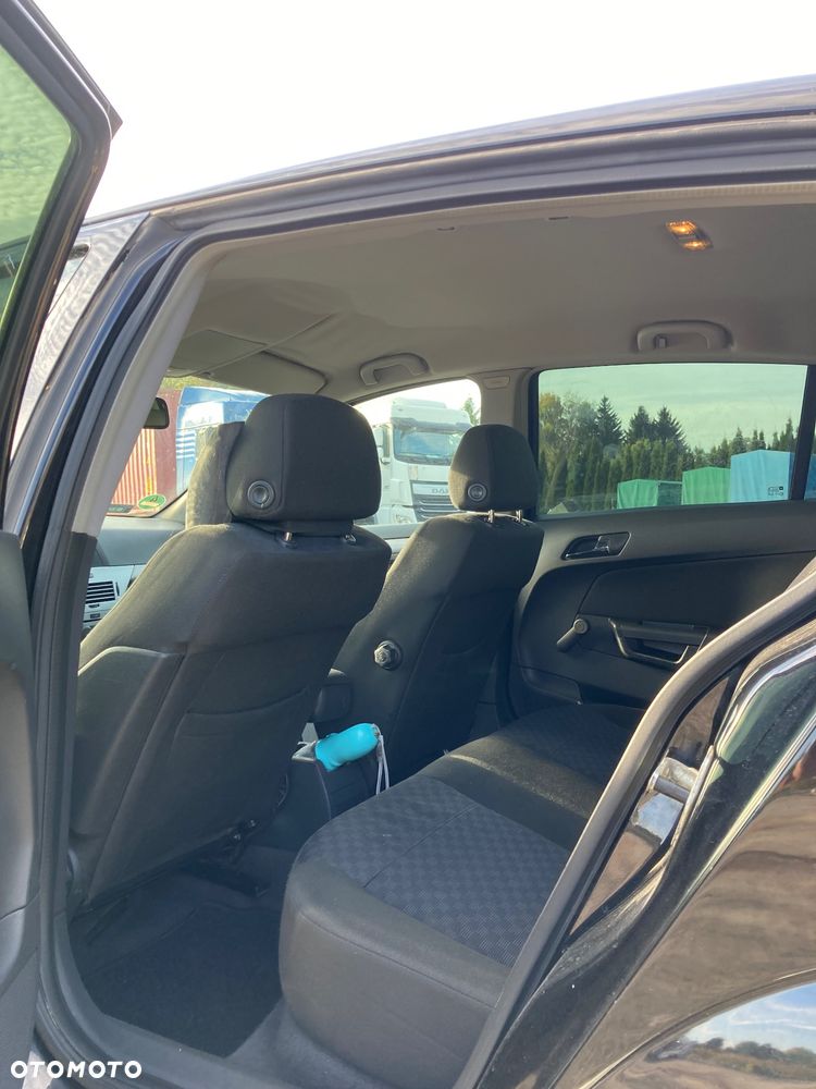 Opel Astra - 14
