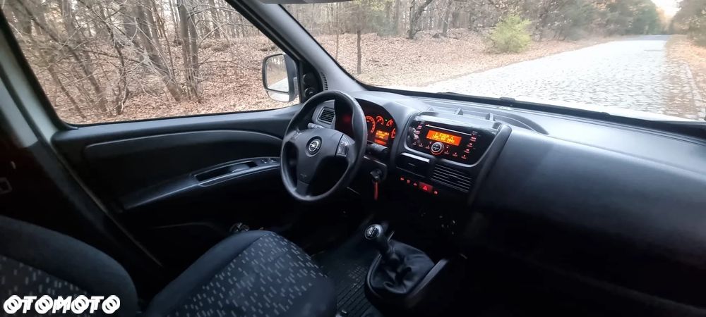 Opel Combo - 15