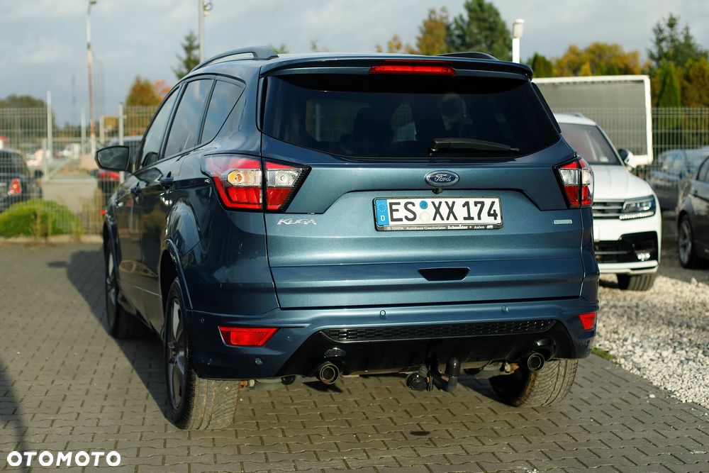Ford Kuga 1.5 EcoBoost 2x4 ST-Line - 10
