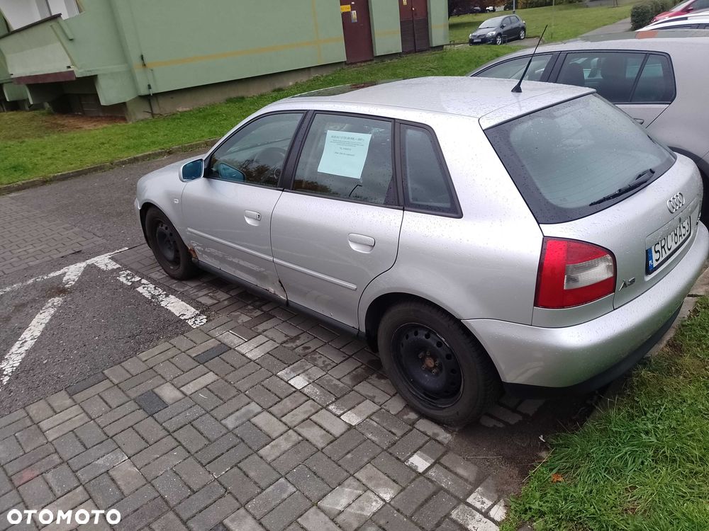 Audi A3 Sportback - 4