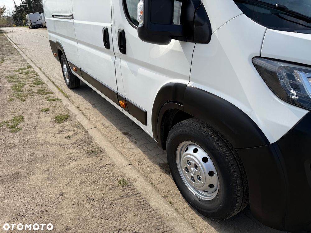 Peugeot BOXER - 28