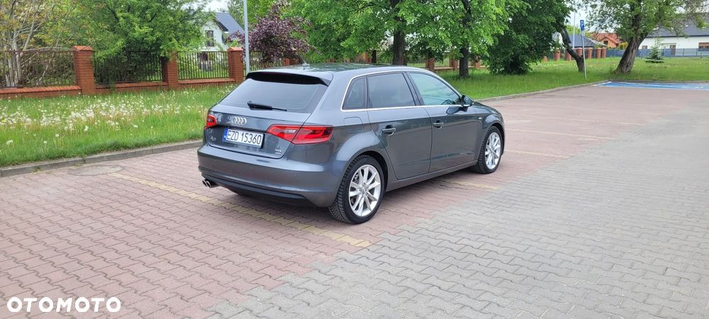 Audi A3 Sportback 2.0 TDI (clean diesel) quattro Ambition - 9