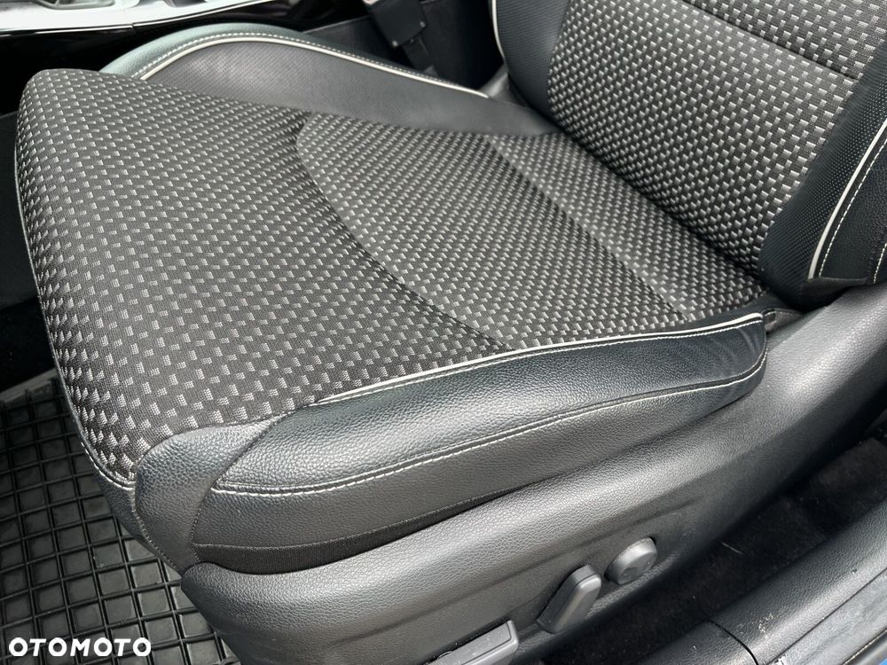 Kia XCeed 1.4 T-GDI L DCT - 14