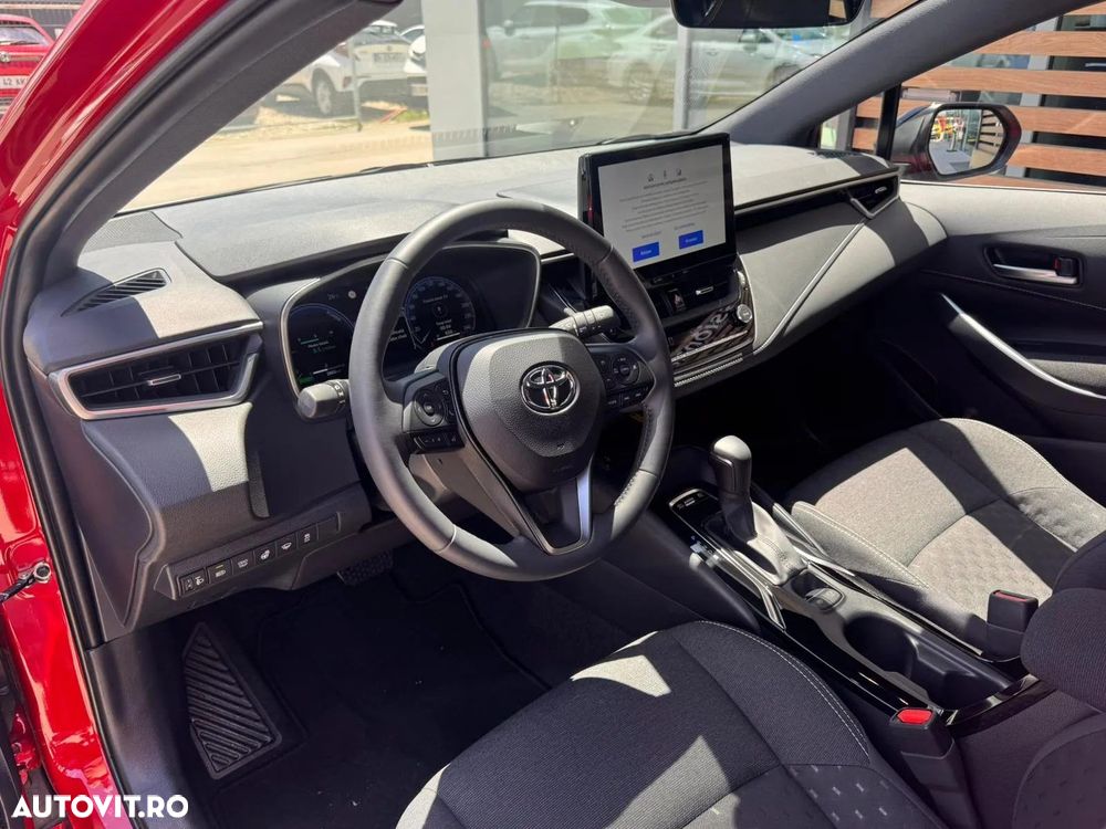 Toyota Corolla - 10