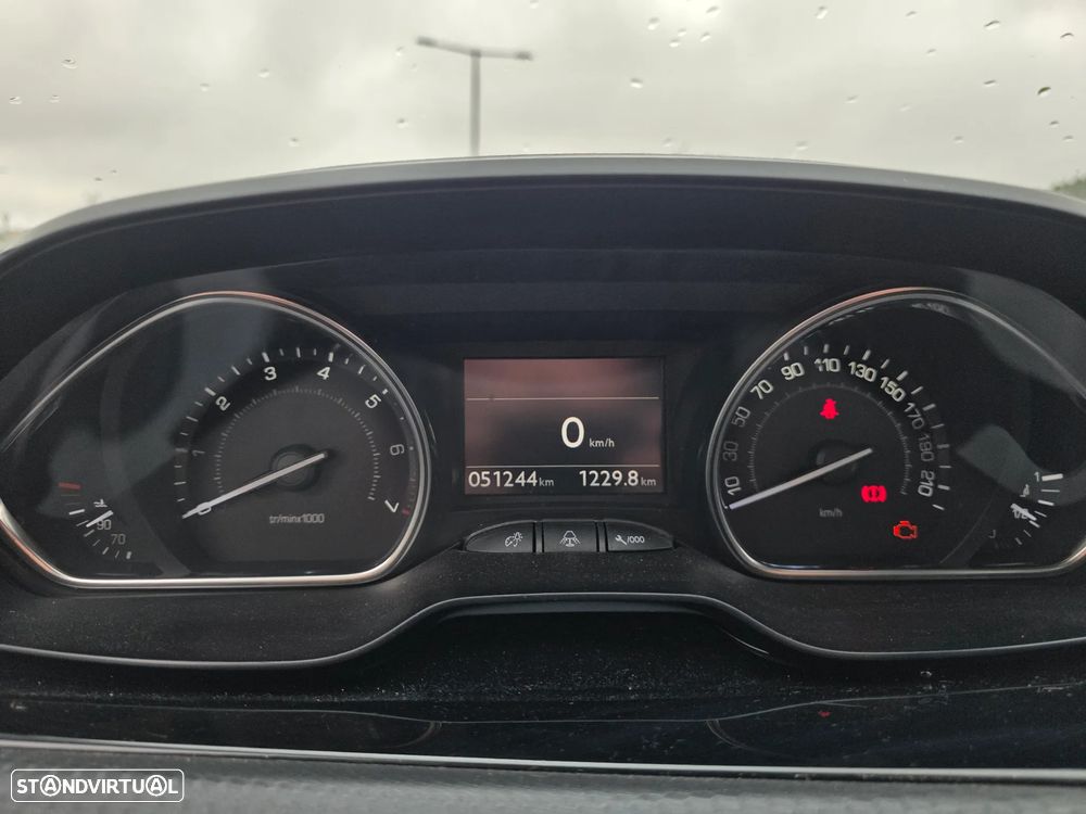 Peugeot 2008 1.2 PureTech Access - 8