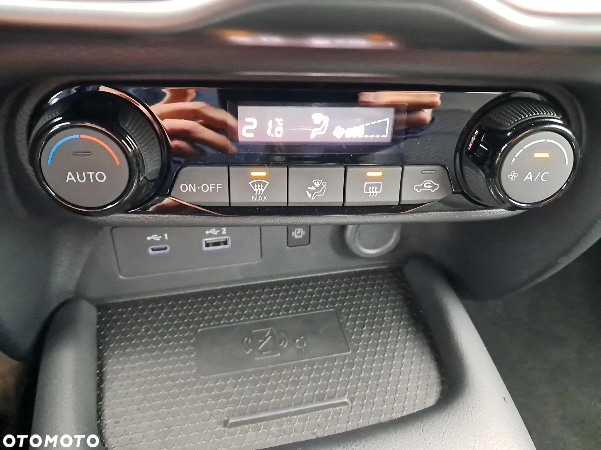 Nissan Juke 1.0 DIG-T N-Connecta - 25