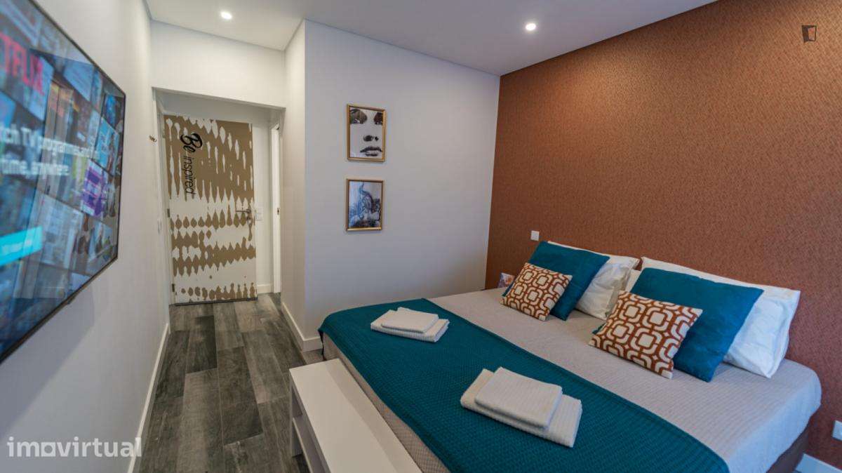 Quarto - localizado em Faro - Grande imagem: 3/30