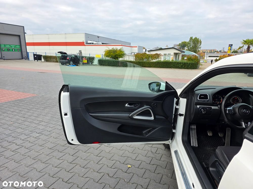 Volkswagen Scirocco 2.0 TDI Blue Motion Technologie Life - 11