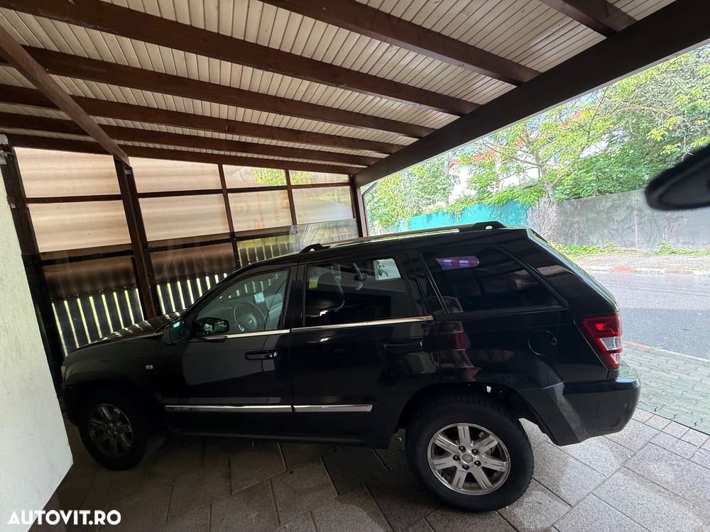 Jeep Grand Cherokee - 1