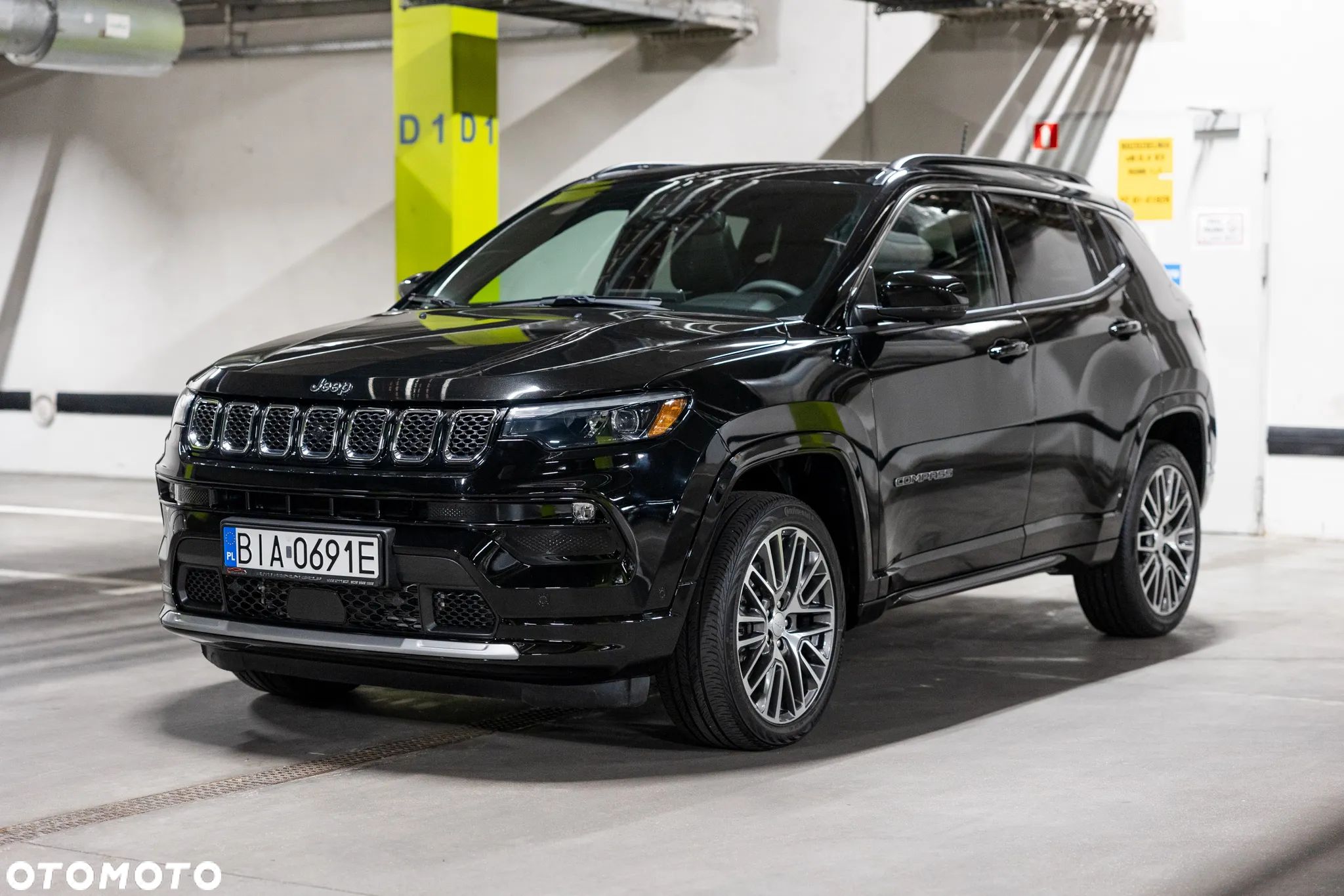 Jeep Compass - 1
