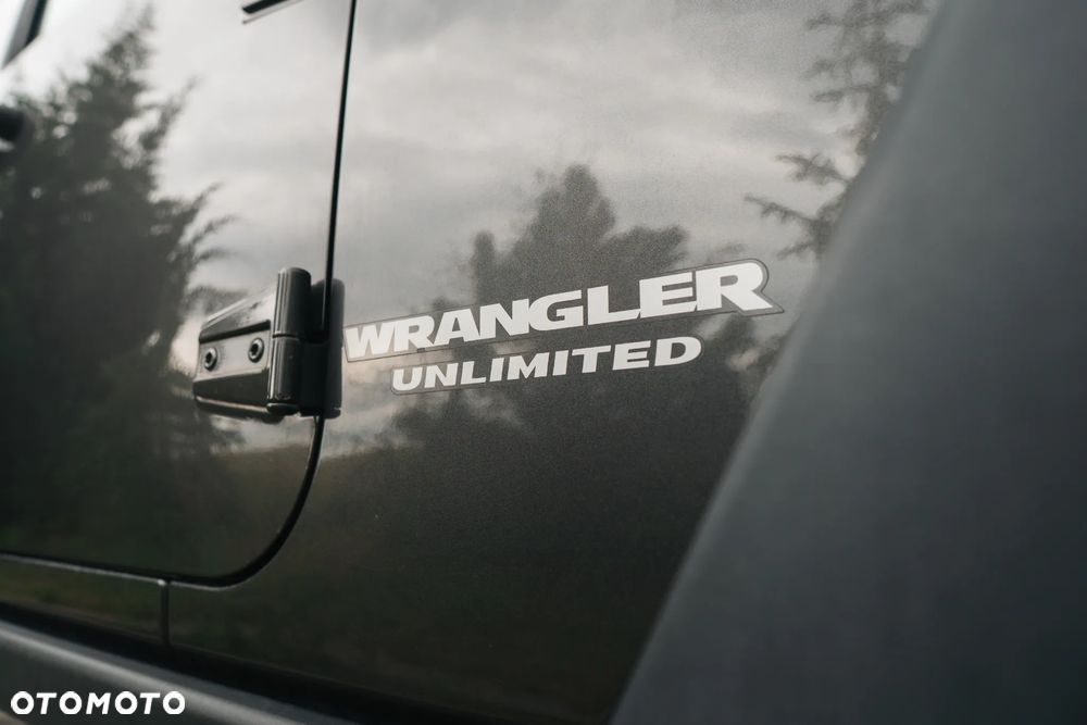 Jeep Wrangler 3.6 Unlim Rubicon - 12