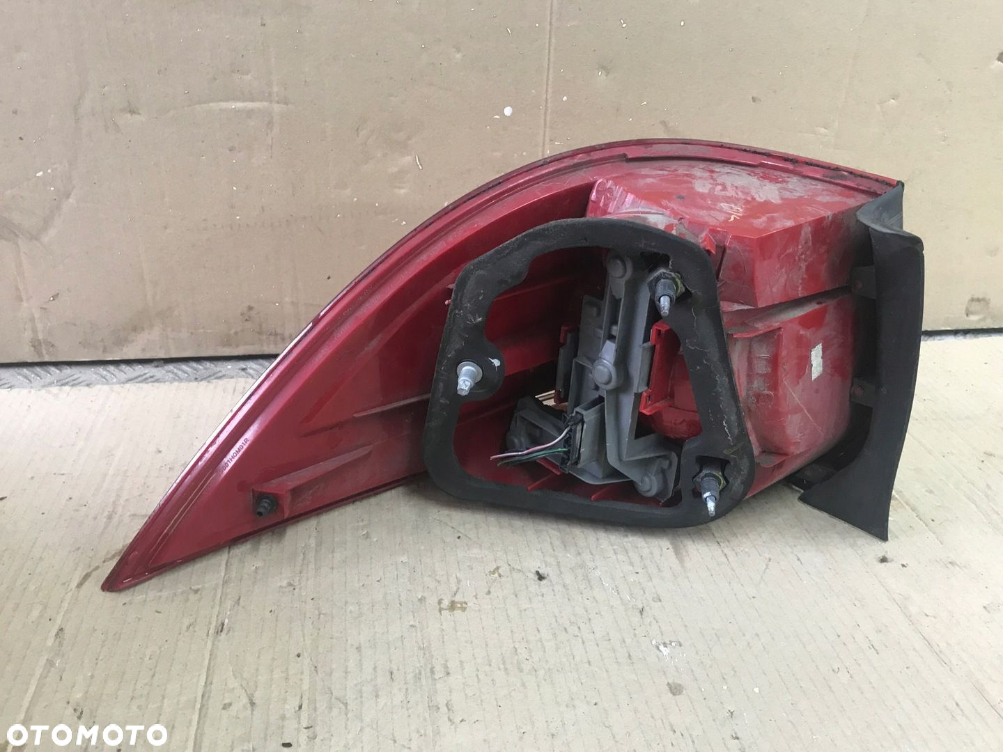 LAMPA PRAWY LUB LEWY TYŁ VW GOLF 5 V KOMBI - 5