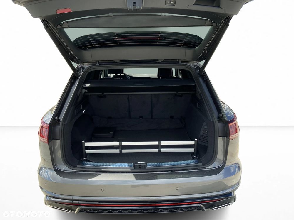 Volkswagen Touareg 3.0 V6 TDI 4Motion R-Line Final Edition - 11