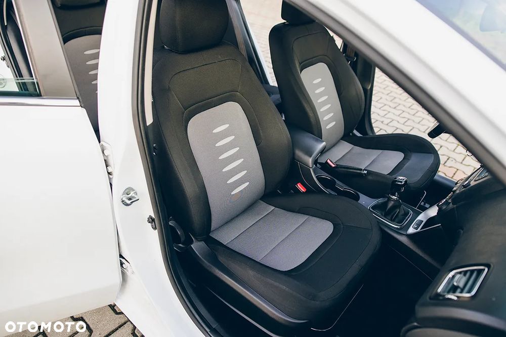 Kia Ceed - 20