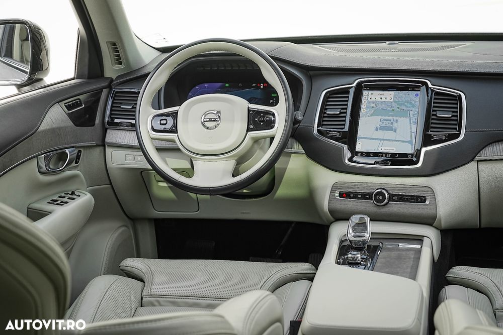 Volvo XC 90 T8 AWD Recharge Geartronic RDesign Edition - 13