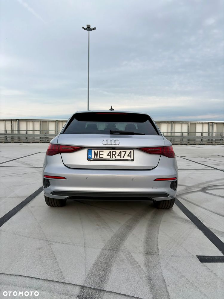 Audi A3 Sportback 35 TFSI S tronic - 3