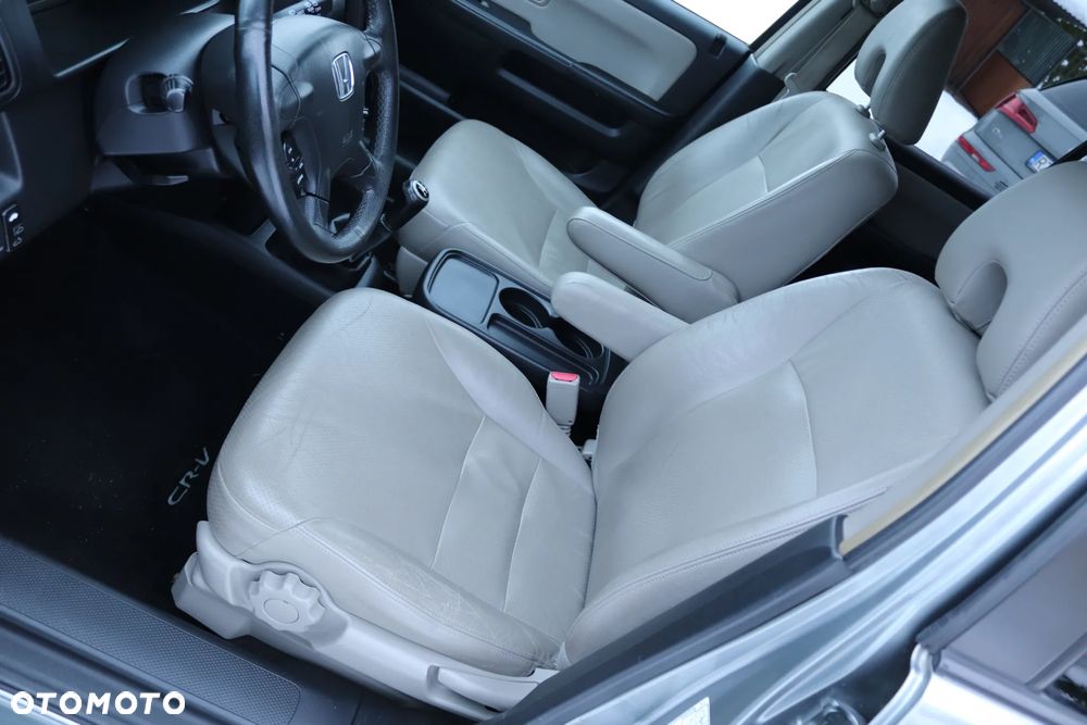 Honda CR-V 2.0i Executive - 25
