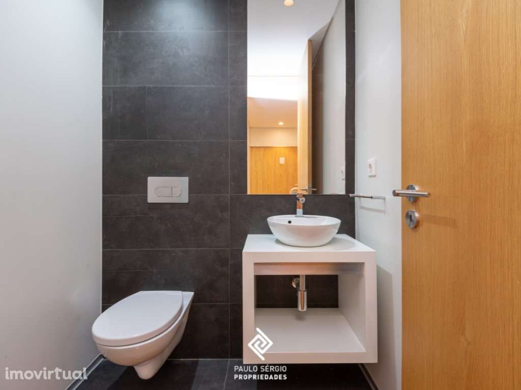 Arrenda-se T3 com garagem fechada ao Parque da Cidade de Gaia - Grande imagem: 5/21