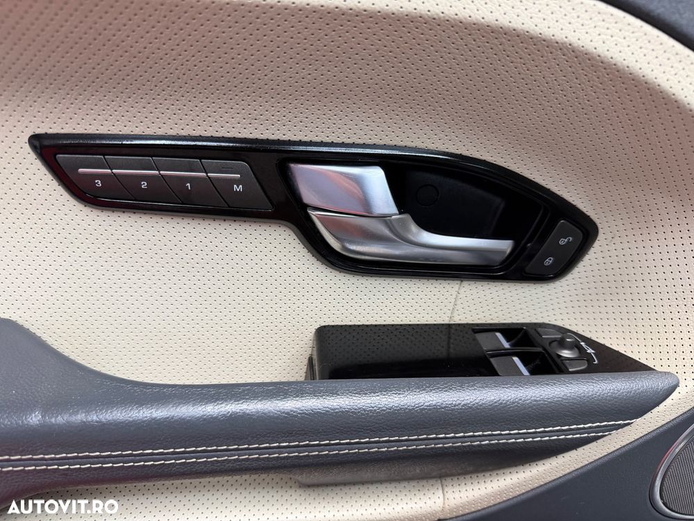 Land Rover Range Rover Evoque - 18