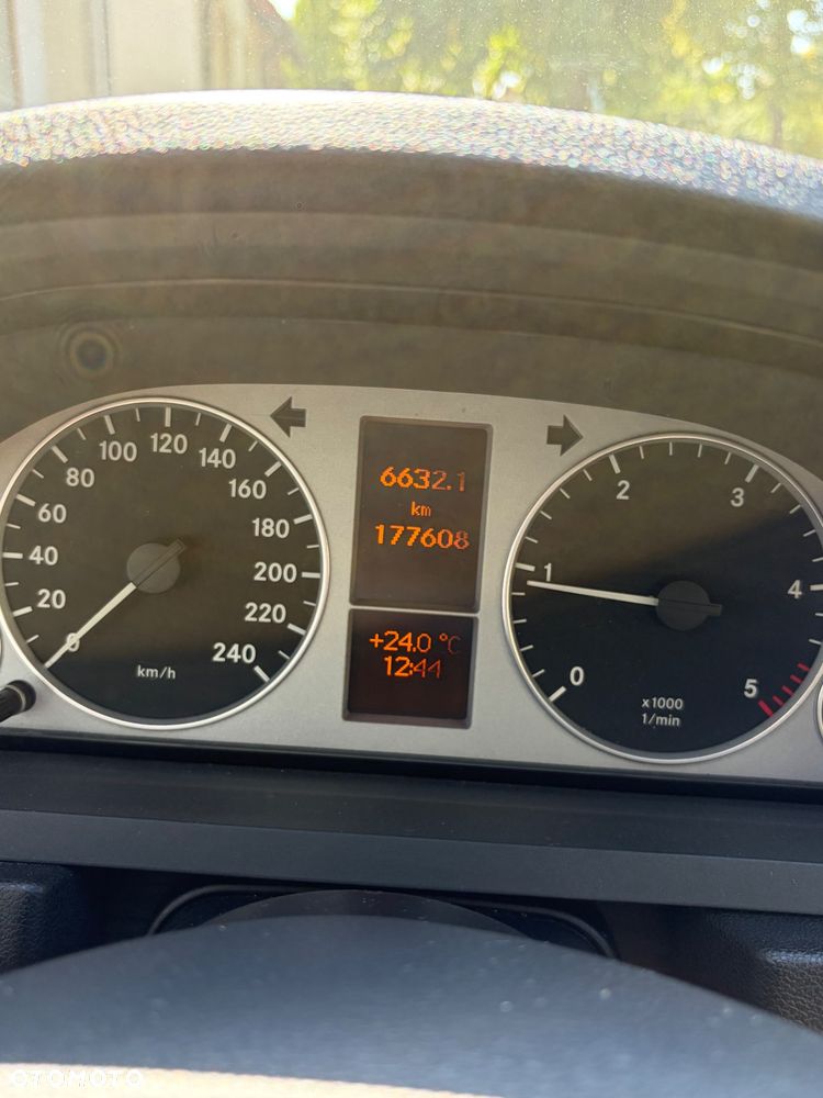 Mercedes-Benz Klasa B 180 CDI - 8