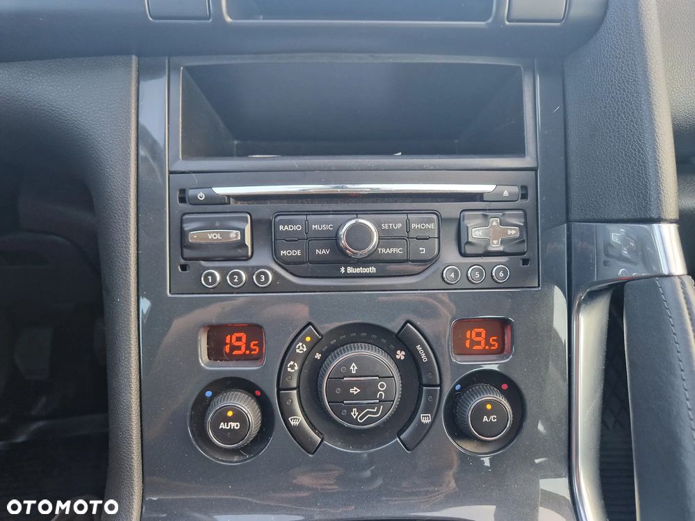 Peugeot 3008 - 18