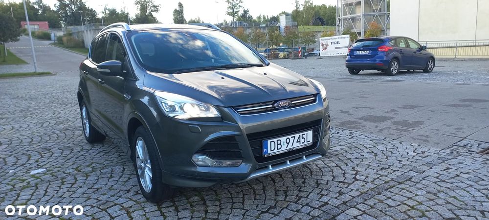 Ford Kuga 1.5 EcoBoost 4x4 Titanium - 16
