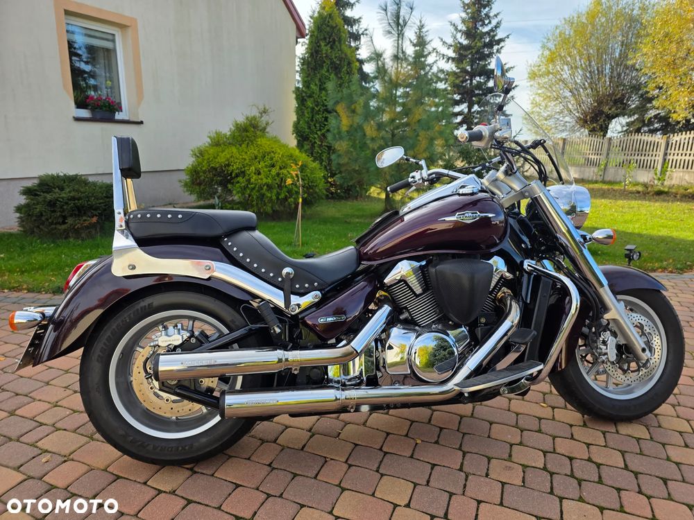 Suzuki Intruder - 24