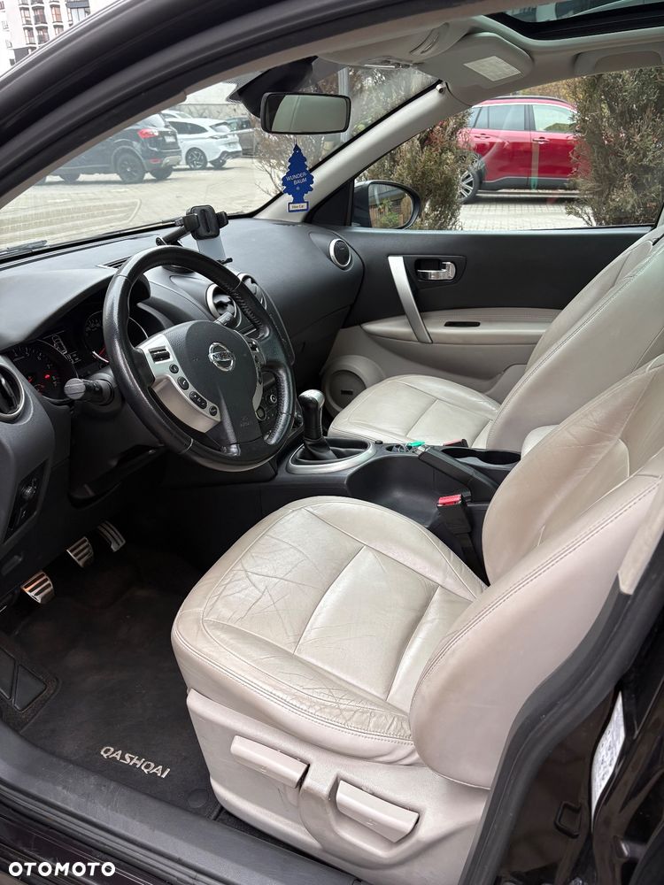 Nissan Qashqai 1.6 Tekna - 17