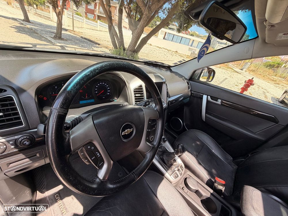 Chevrolet Captiva 2.2 VCDi Seven Xtreme 7L - 25