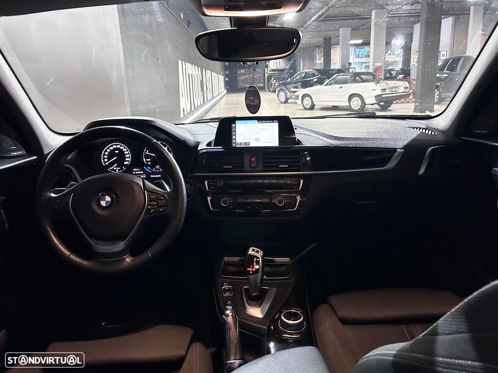 BMW 118 d Aut. Sport Line - 7