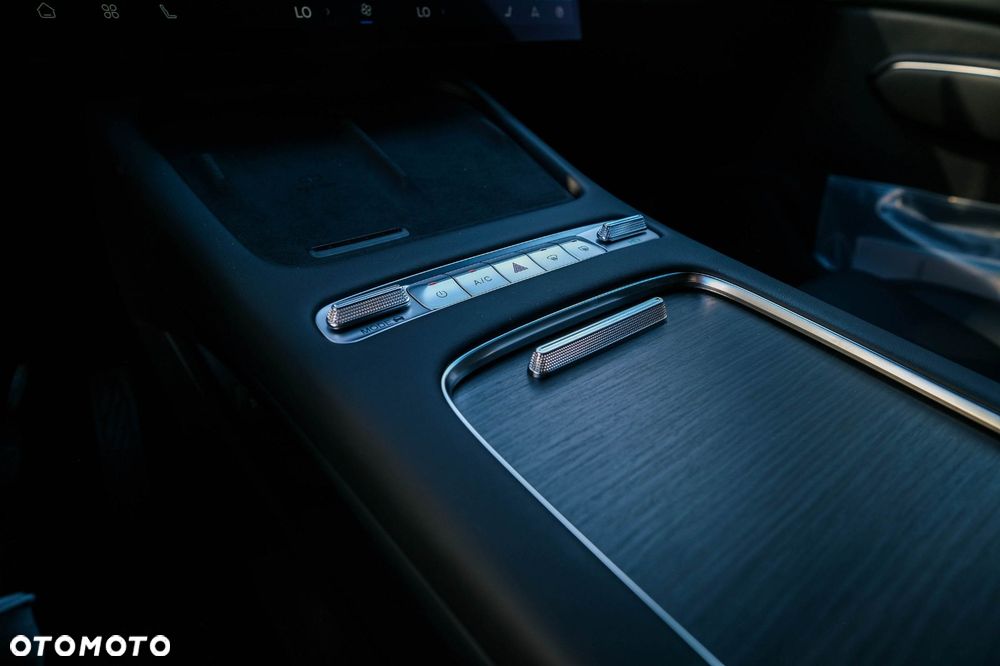Omoda 7 1.5 T-GDi Super Hybrid Luxury - 37
