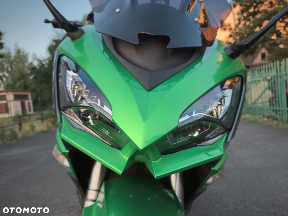 Kawasaki Ninja 1000 SX - 23