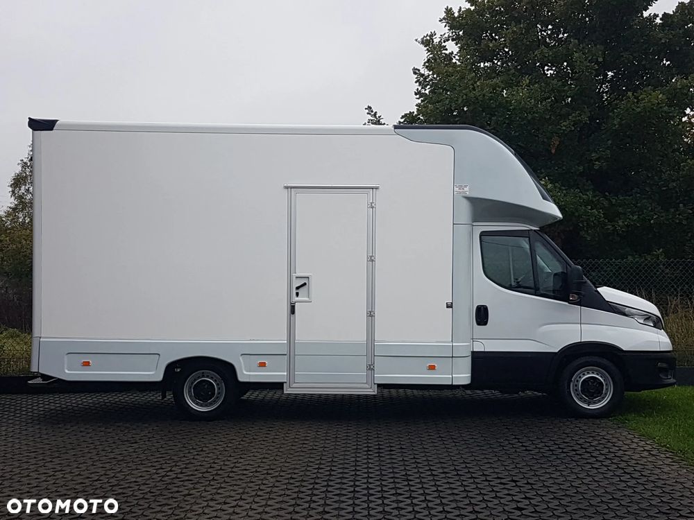 Iveco DAILY KONTENER NISKOPODŁOGOWY 4,43x2,23x2,43 SKLEP FOODTRUCK BAR KLIMA KONIOWÓZ KAMPER - 12