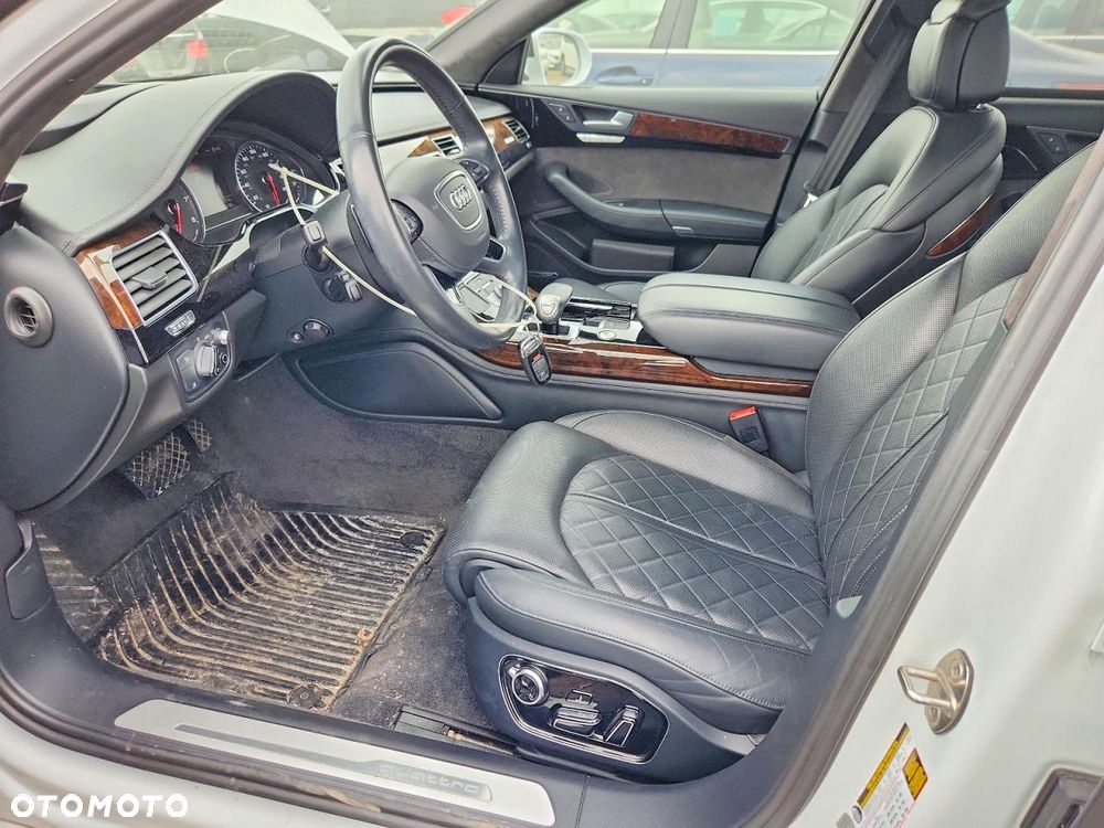 Audi A8 - 9
