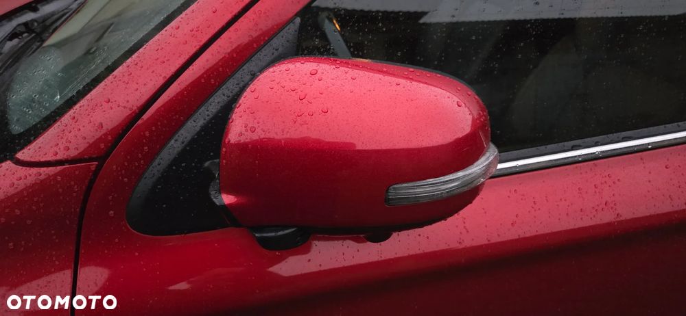 Mitsubishi Outlander - 9