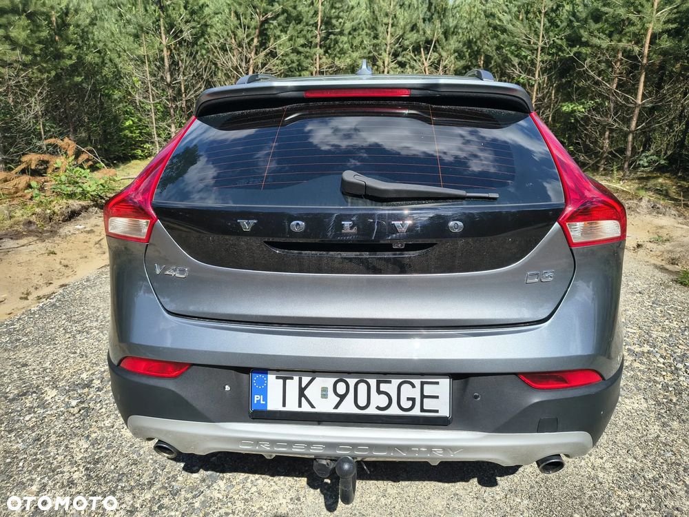 Volvo V40 Cross Country D3 Geartronic Momentum - 8