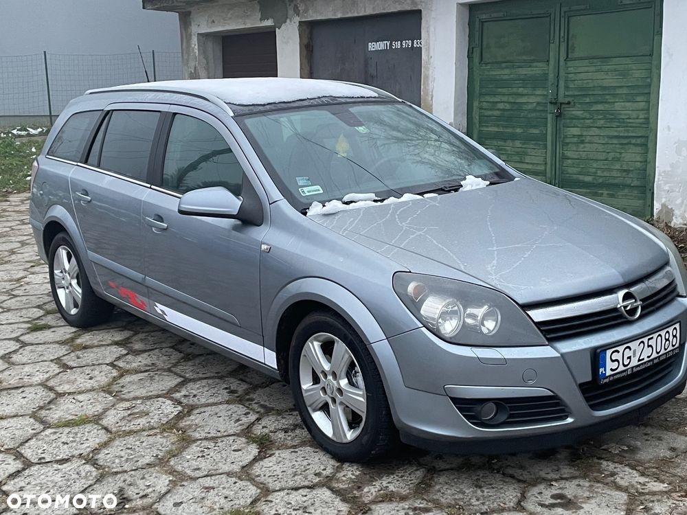 Opel Astra 2.0 Turbo Sport - 1