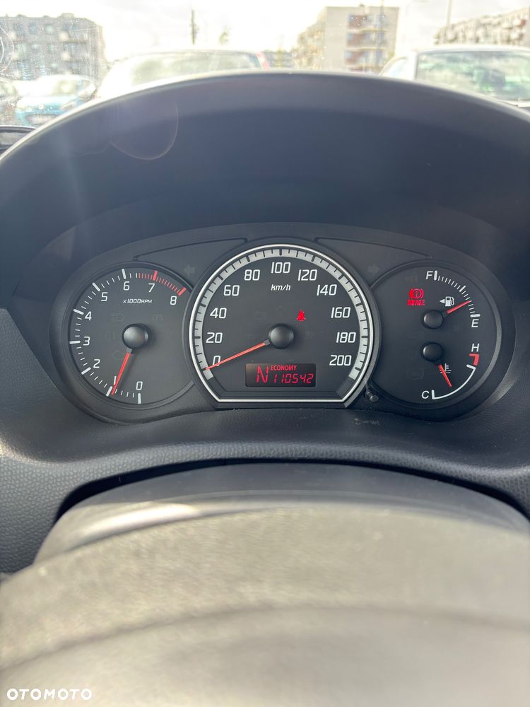 Suzuki Swift 1.3 A-M-T Comfort - 5