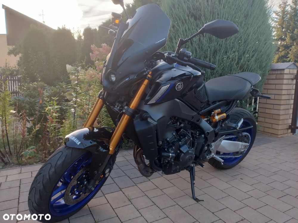 Yamaha MT - 2