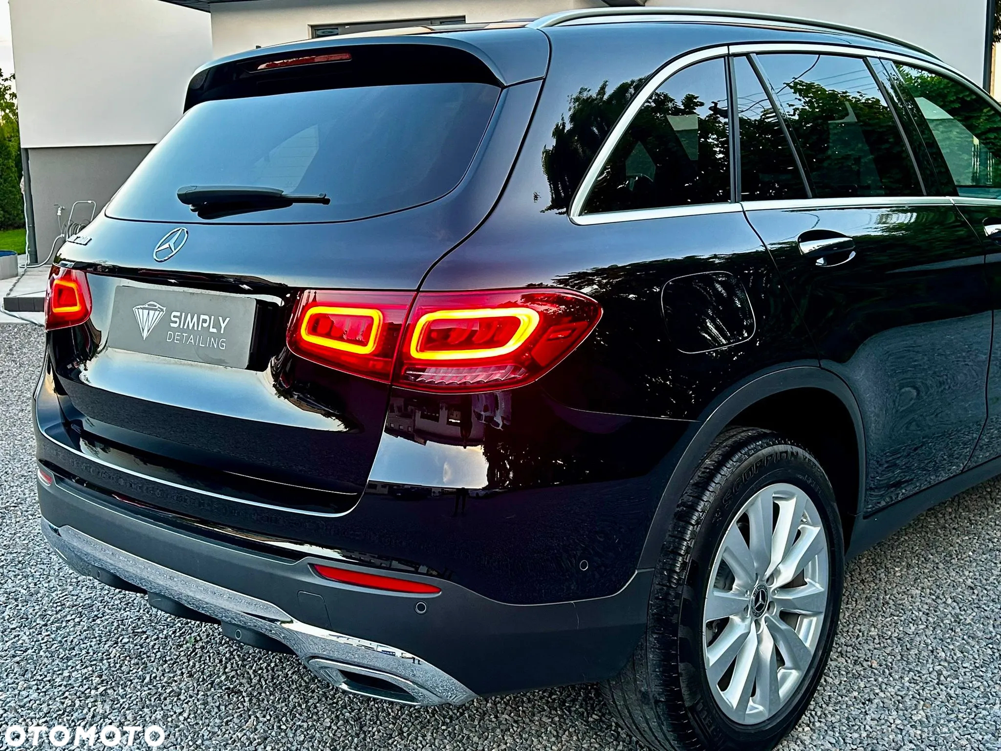 Mercedes-Benz GLC - 16