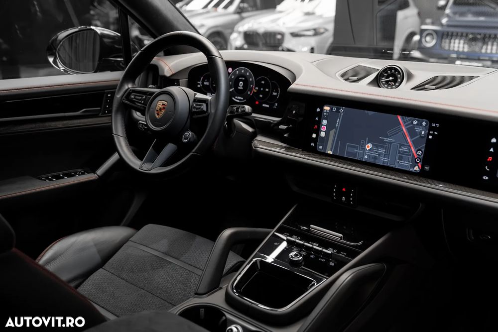 Porsche Cayenne GTS - 33