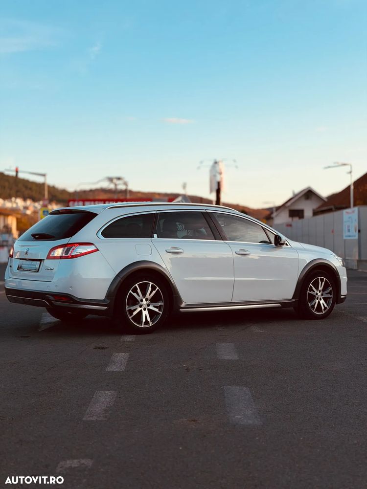 Peugeot 508 Hybrid4 - 5