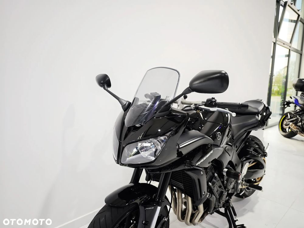 Yamaha FZ - 15