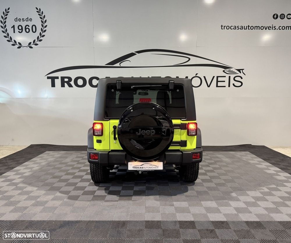 Jeep Wrangler - 5