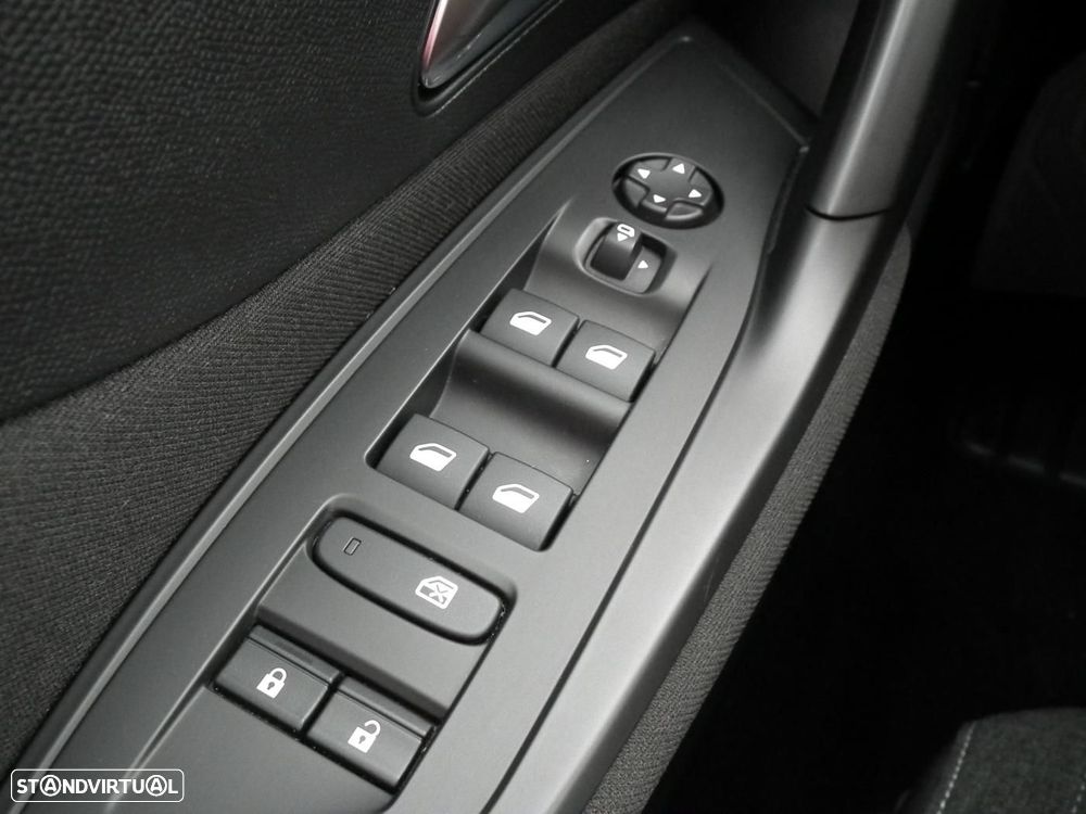 Peugeot 308 1.5 BlueHDi Active EAT8 - 25