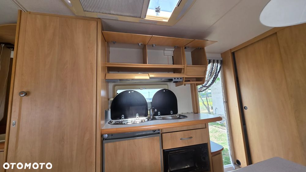 Hobby De LUX EASY 560 KMFE - 17