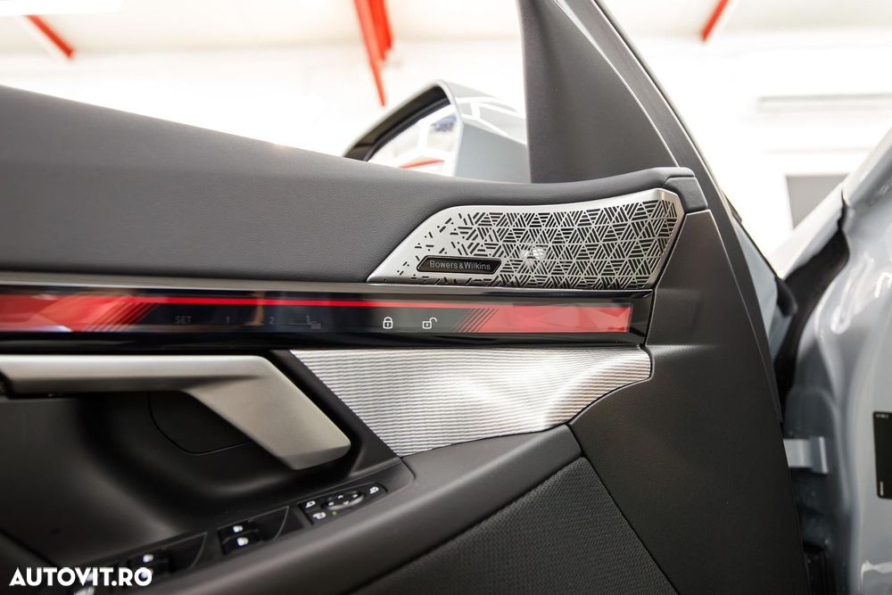 BMW Seria 5 550e xDrive AT PHEV - 27