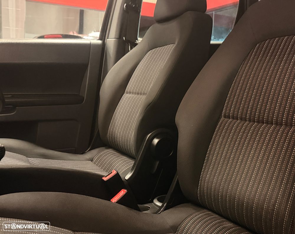 Mitsubishi Colt 1.1 Invite JLL - 6