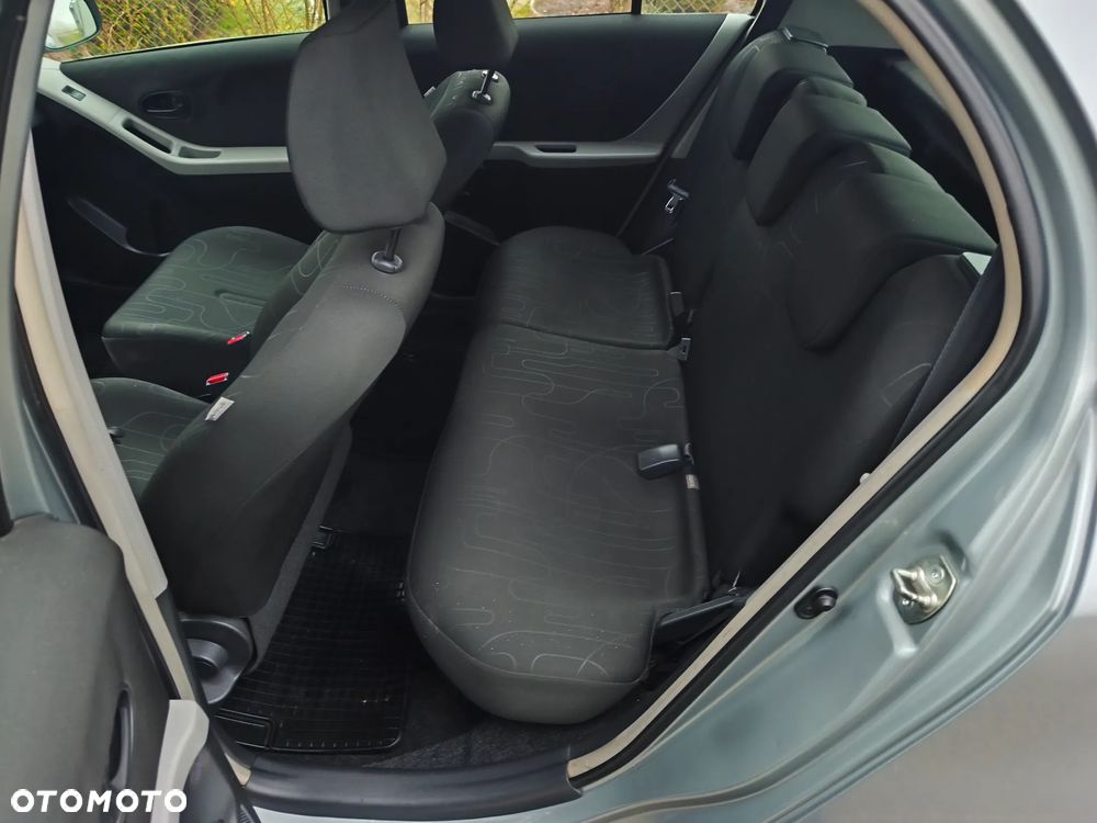 Toyota Yaris 1.33 Luna - 14