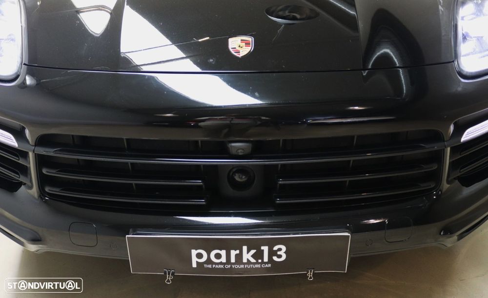 Porsche Cayenne Coupé E-Hybrid Platinum Edition - 9